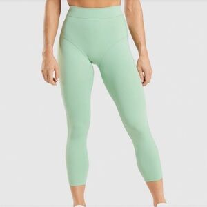 Gymshark Kathryn & Kendra fit green juice  Ruched 7/8 athletic Leggings Size XS